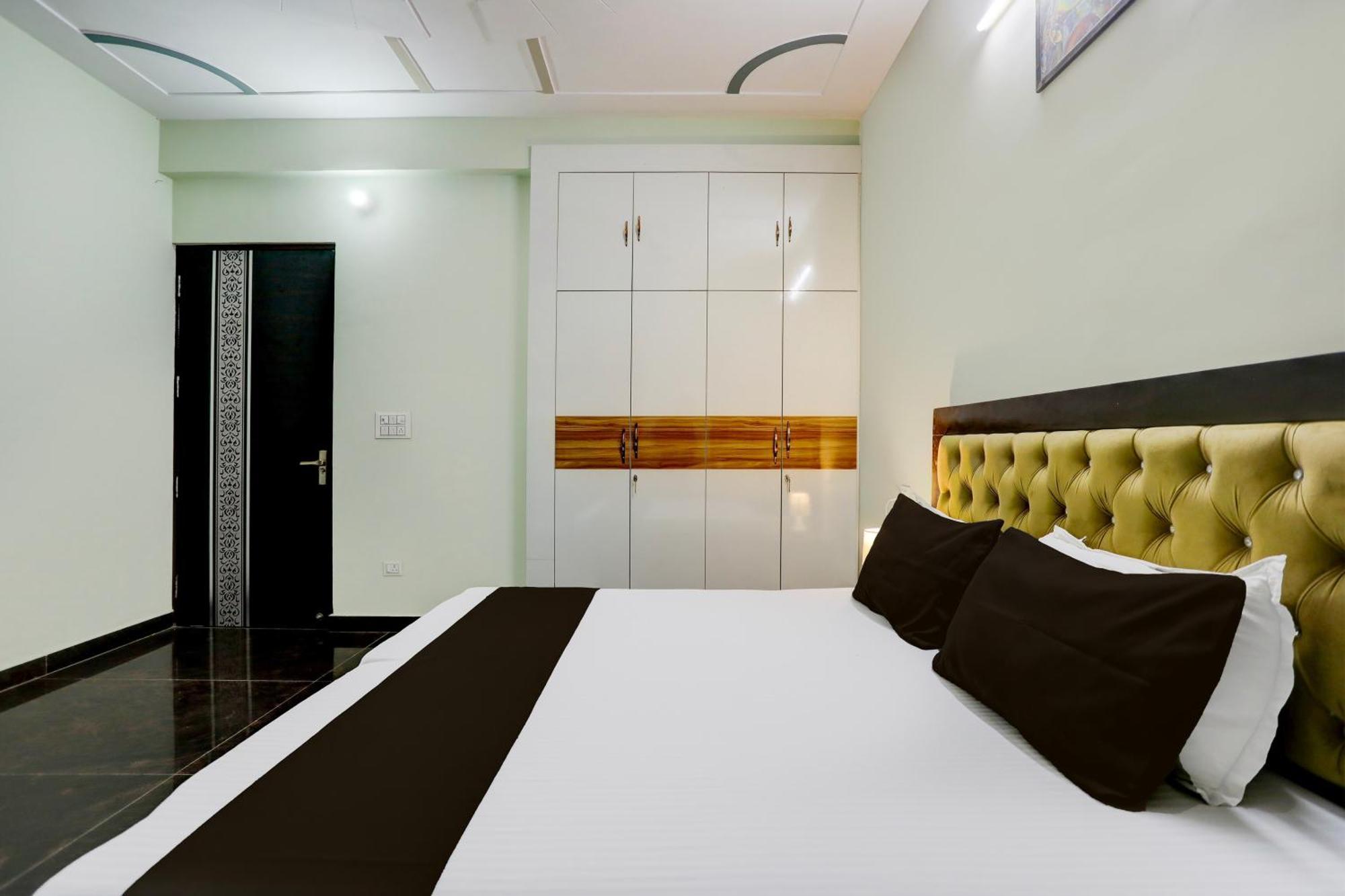 Hotel O Grand Epic Inn Noida Exteriér fotografie