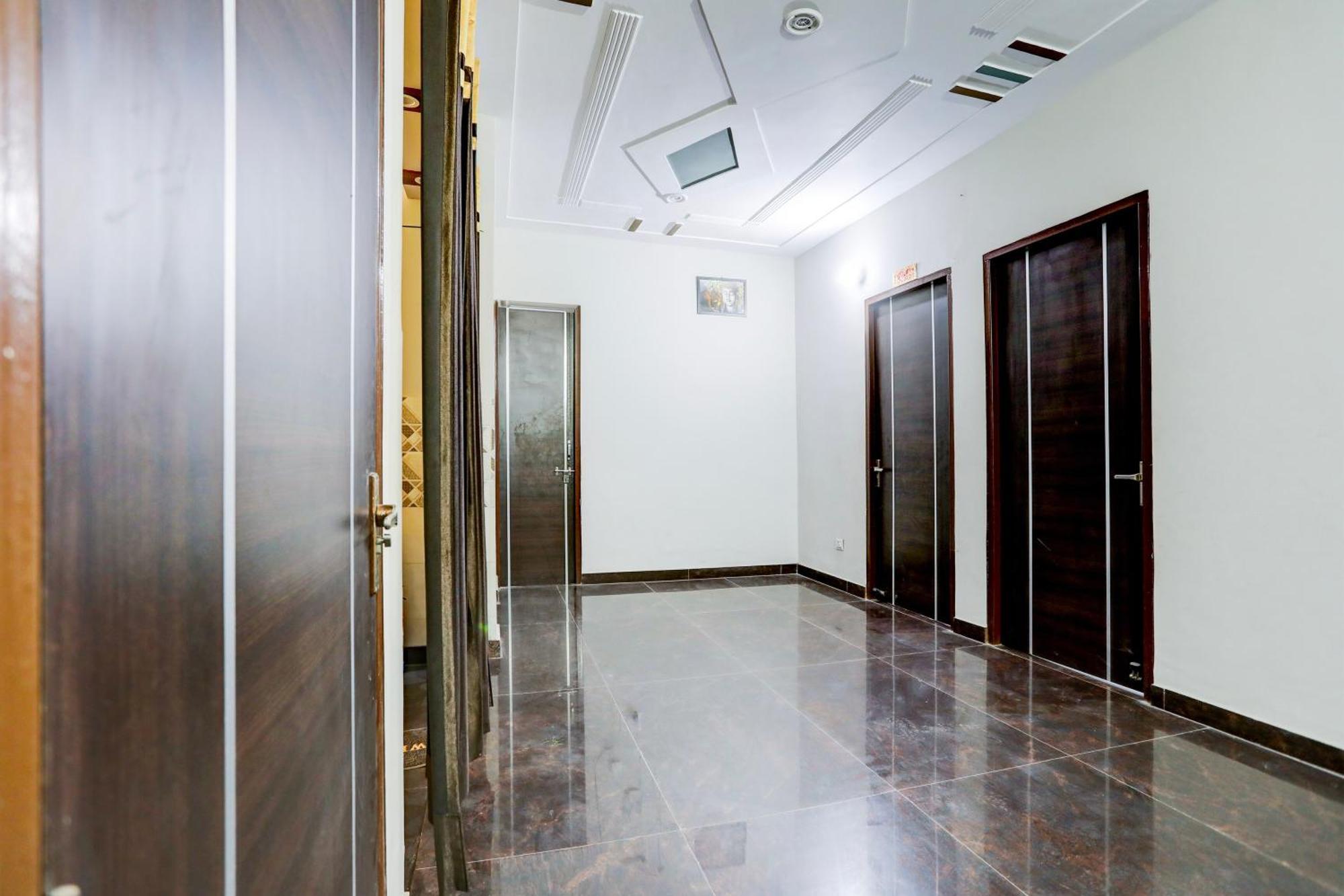 Hotel O Grand Epic Inn Noida Exteriér fotografie
